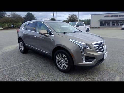 Used 2019 Cadillac XT5 Luxury AWD/4WD image 2