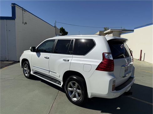 Used 2012 Lexus GX 460 Premium AWD/4WD image 8