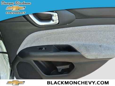 Used 2025 Jeep Compass Sport w/ Mopar Graphics Package AWD/4WD image 8