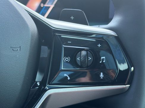 Used 2025 BMW X3 xDrive30i w/ Premium Package image 31