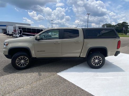 Used 2022 Chevrolet Colorado ZR2 AWD/4WD image 4