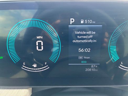 Used 2025 Hyundai Sonata SEL FWD image 35
