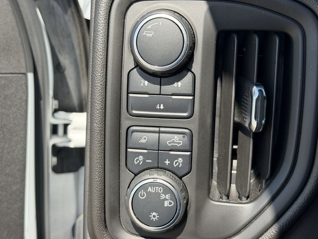 Used 2025 Chevrolet Silverado 2500 Custom w/ Custom Value Package AWD/4WD image 41