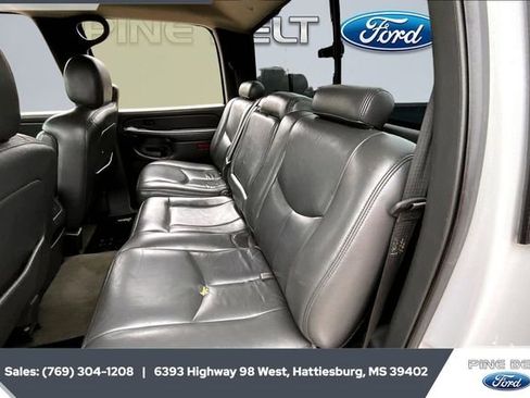 Used 2005 GMC Sierra 2500 SLT w/ Heavy-Duty Power Package image 20