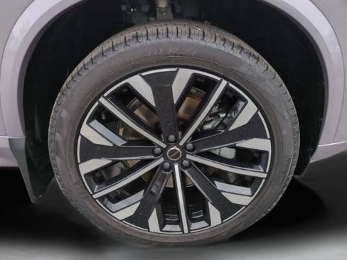 New 2026 Volvo XC90 B5 Plus AWD/4WD image 28