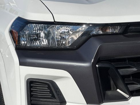 Used 2026 Chevrolet Colorado LT image 45