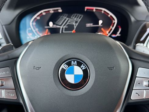 Used 2025 BMW X4 xDrive30i image 25