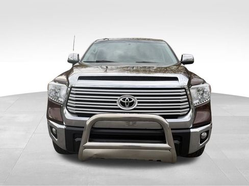 Used 2017 Toyota Tundra Limited w/ Limited Premium Package AWD/4WD image 10
