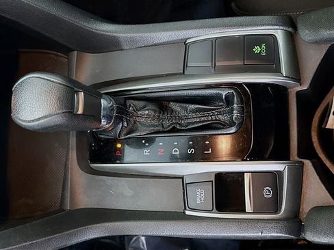 Used 2018 Honda Civic EX image 20