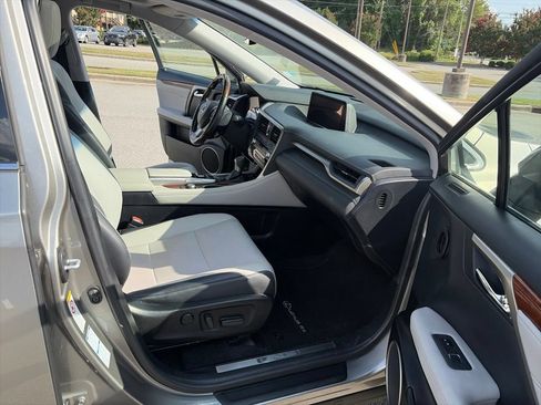 Used 2018 Lexus RX 350L AWD image 15