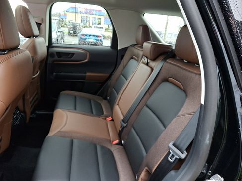 Used 2025 Ford Bronco Sport Outer Banks w/ Outer Banks Tech Package+ image 11