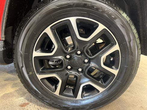 Used 2021 Jeep Compass Trailhawk w/ Convenience Group image 8