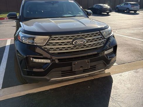 Used 2020 Ford Explorer Limited w/ Class III Trailer Tow Package image 8