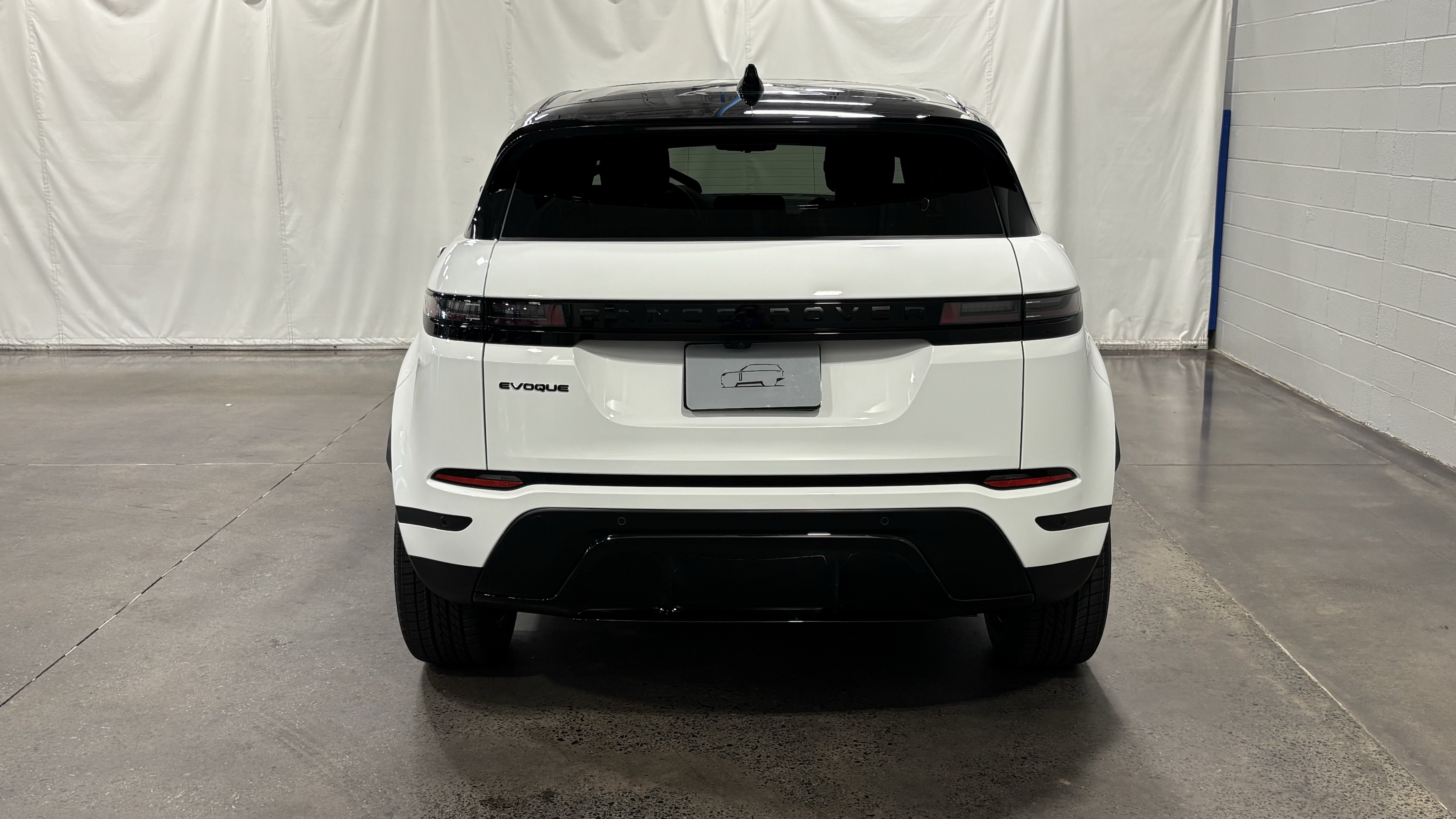 New 2026 Land Rover Range Rover Evoque S AWD/4WD image 8