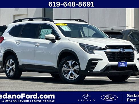 Used 2025 Subaru Ascent Premium AWD/4WD image 1