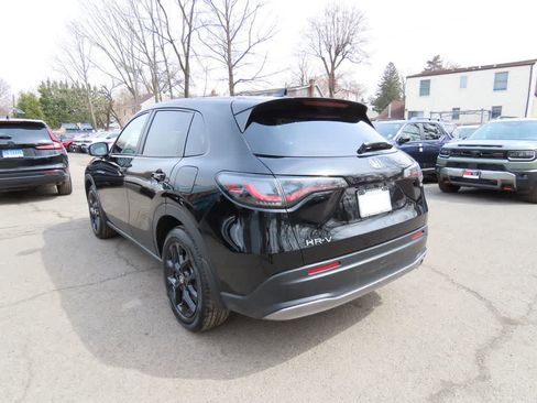 Certified 2025 Honda HR-V Sport image 4