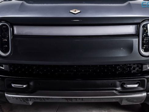 Used 2024 Rivian R1S Adventure image 8