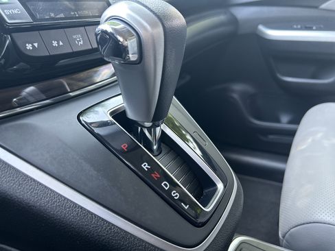 Used 2016 Honda CR-V EX-L image 16
