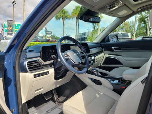 Used 2023 Kia Telluride SX FWD image 9
