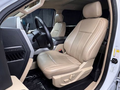 Used 2021 Ford F350 Lariat w/ Lariat Value Package AWD/4WD image 3