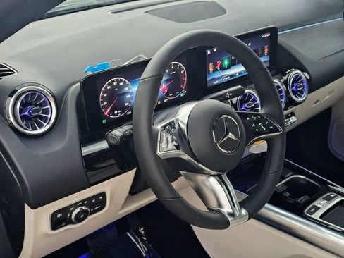 New 2026 Mercedes-Benz GLA 250 4MATIC image 15