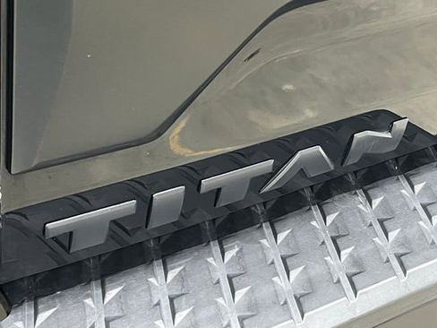 Used 2021 Nissan Titan PRO-4X w/ Pro-4x Convenience Package image 37