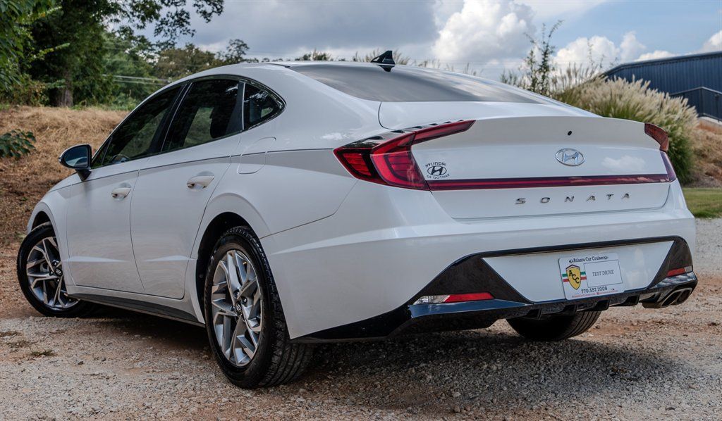 Used 2020 Hyundai Sonata SEL w/ Convenience Package FWD image 3