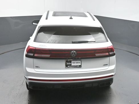 New 2026 Volkswagen Atlas Cross Sport SEL R-Line image 46