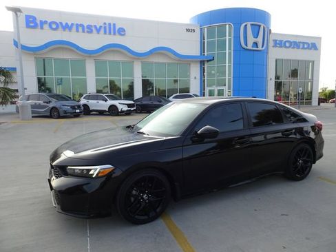 Used 2025 Honda Civic Sport image 1