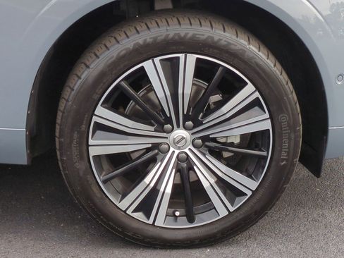 Used 2023 Volvo XC60 B5 Plus w/ Protection Package Premier image 13