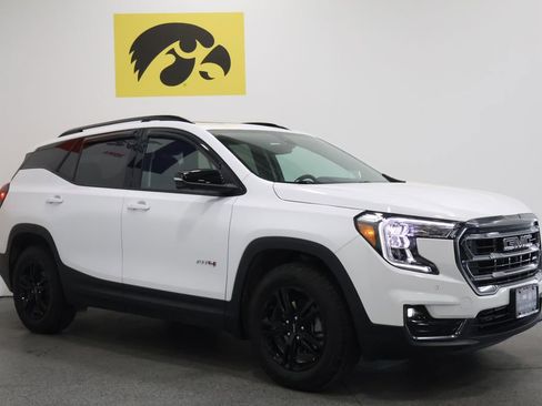 Used 2024 GMC Terrain AT4 w/ Infotainment Package II AWD/4WD image 6