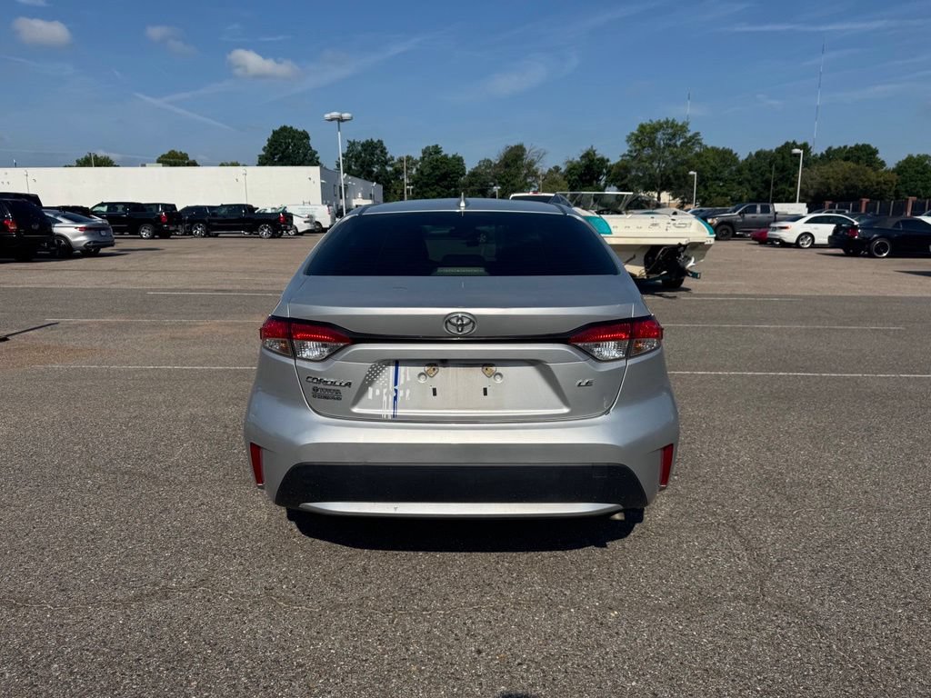 Used 2022 Toyota Corolla LE w/ LE Convenience Package FWD image 6