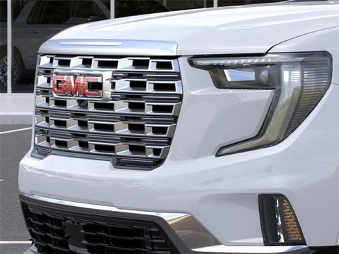 New 2026 GMC Acadia Denali w/ Super Cruise Package image 13