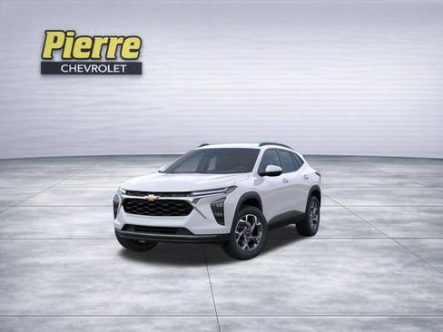 New 2026 Chevrolet Trax LT w/ LT Convenience Package FWD image 8