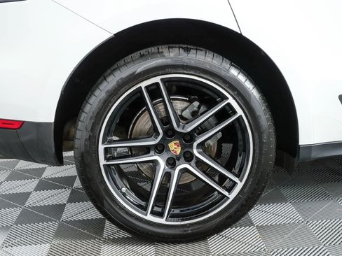 Certified 2021 Porsche Macan S AWD/4WD image 40