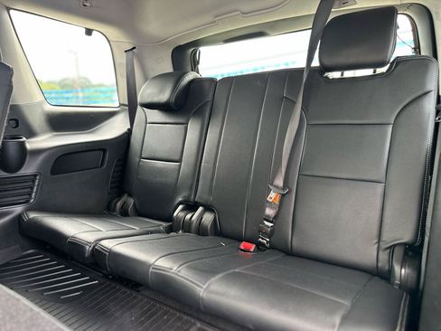 Used 2020 GMC Yukon SLE RWD image 15