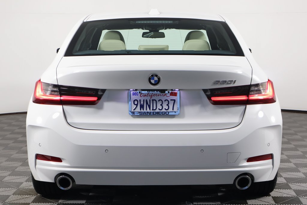 Certified 2026 BMW 330i Sedan w/ Convenience Package RWD image 5