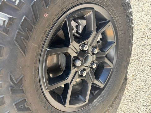 Used 2025 Jeep Wrangler Unlimited Sport S 4xe AWD/4WD image 2