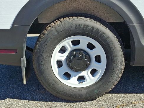 New 2025 Chevrolet Brightdrop 400 w/ Battery Pack, Max Range image 5