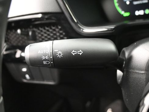 Used 2025 Honda CR-V Sport Touring image 19
