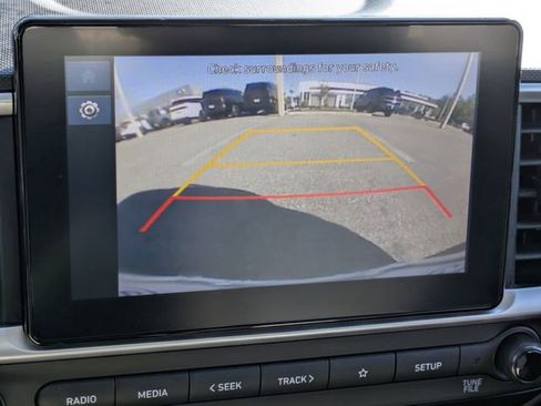 Used 2024 Hyundai Venue SE image 20