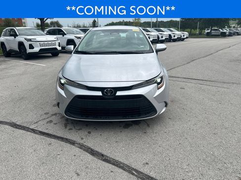 Certified 2024 Toyota Corolla LE FWD image 2