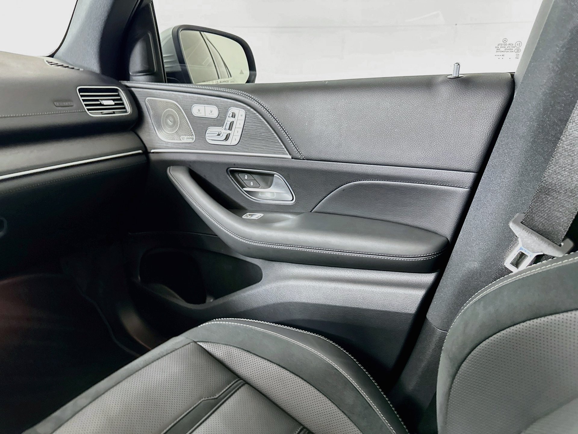 Certified 2025 Mercedes-Benz GLE 53 AMG 4MATIC Coupe image 26