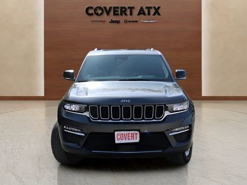 Used 2023 Jeep Grand Cherokee Limited image 8