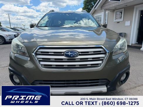 Used 2015 Subaru Outback 2.5i Limited AWD/4WD image 2