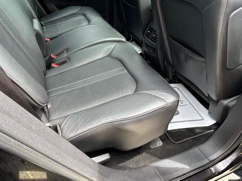Used 2013 Lincoln MKX AWD image 11