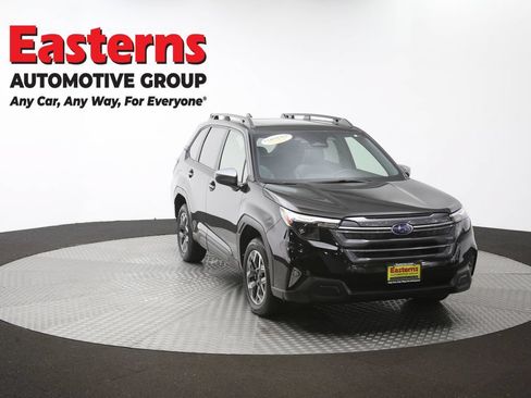 Used 2025 Subaru Forester Premium AWD/4WD image 53