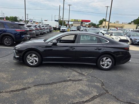 Certified 2026 Hyundai Sonata SE FWD image 4