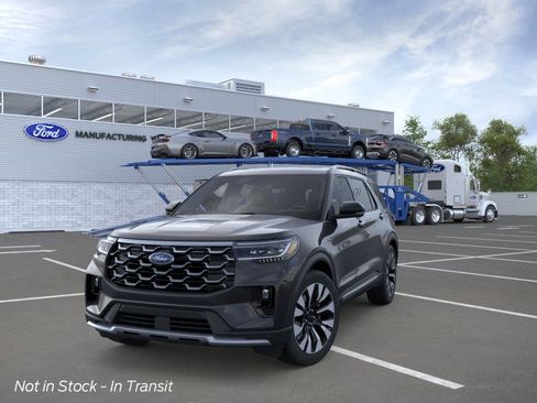New 2026 Ford Explorer Platinum AWD/4WD image 2