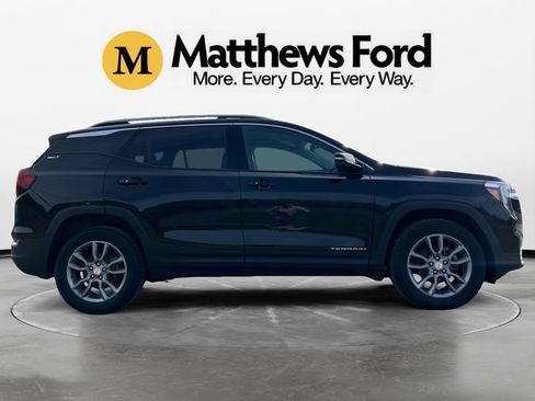 Used 2024 GMC Terrain SLT AWD/4WD image 6